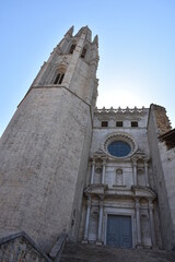 Iglesia vista desde abajo