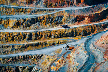 Open pit gold and copper mine - obrazy, fototapety, plakaty