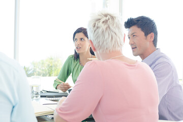 Obraz premium Business people talking in office