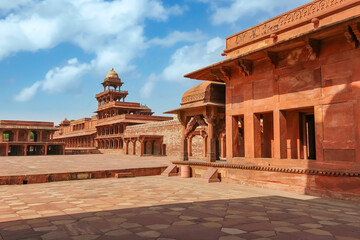 Obraz premium Fatehpur Sikri medieval red sandstone architecture and ruins of fort city built in the sixteenth century
