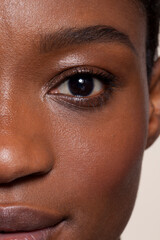 Studio close up of face of beautiful woman © Elle Bramble/Cultura Creative