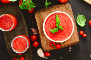 Tomato passata with basilium and garlic.