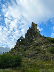 Fototapeta na wymiar Ruined military tower Vovnushki in Ingushetia, Russia