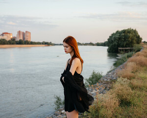 pretty woman black cloth posing nature landscape walk