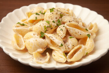 コンキリエのポルチネチーズソース