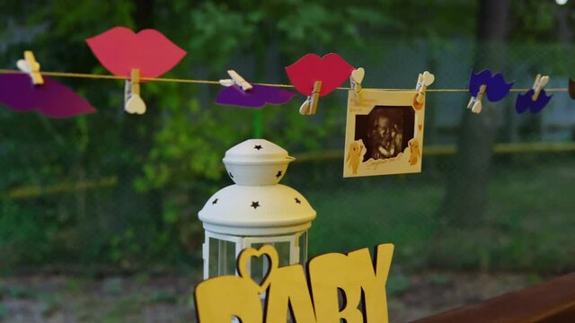 Gender party to determine the sex of the child. Vo