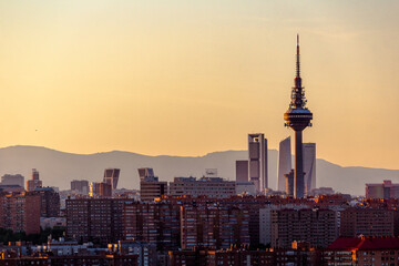 Fototapeta premium Madrid city skyline at sunset