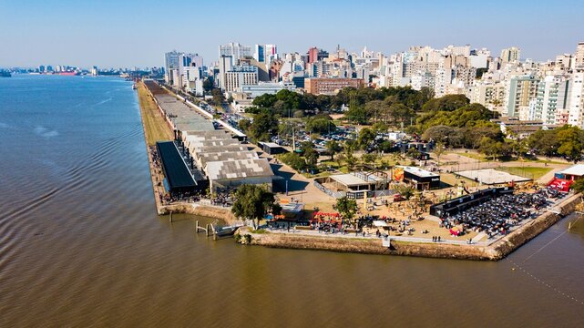 Porto Alegre RS - Aerial view of the Embarcadero Pier on the Gua&iacute;ba shore