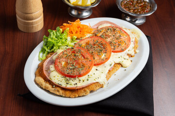 milanesa de ternera a la napolitana