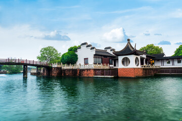 Fototapeta na wymiar Yanshui Pavilion is one of the famous scenic spots in Jiujiang City, Jiangxi Province