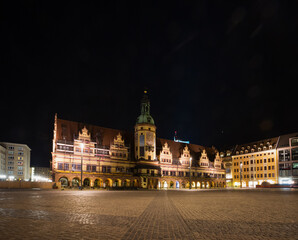 Fototapeta na wymiar Night shot of Old Town Hall in Leipzig