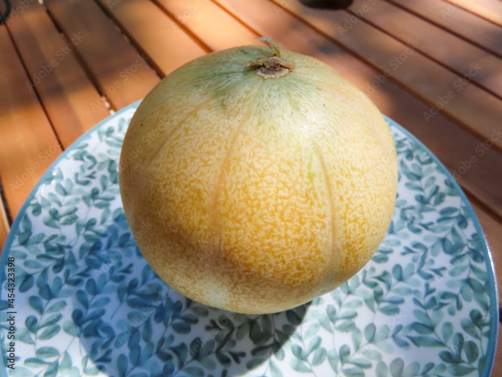 Sticker Melon sur une assiette, Cévennes