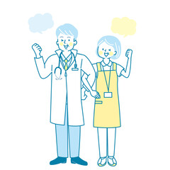 腕を組んで笑顔のシニア医療従事者