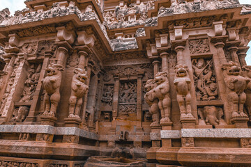 Beautiful Pallava architecture and exclusive sculptures at The Kanchipuram Kailasanathar temple, Oldest Hindu temple in Kanchipuram, Tamil Nadu - One of the best archeological sites in South India