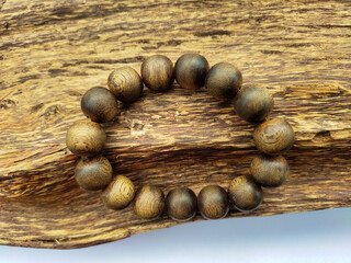agarwood bracelet