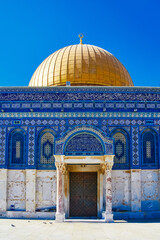 door of The Dome of the Rock, Islamic shrine located on the Temple Mount in the Old City of Jerusalem. the outer walls are covered with tiles with geometric patterns. in the Old City of Jerusalem.