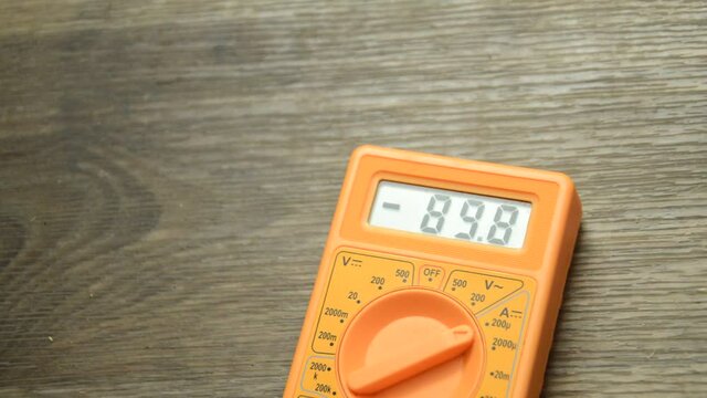 Tester for measuring and repairing electrical