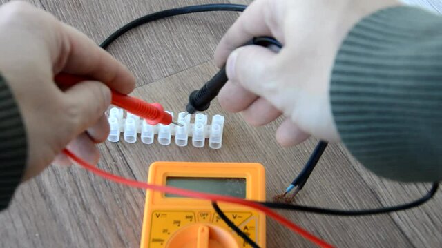 Tester for measuring and repairing electrical appl