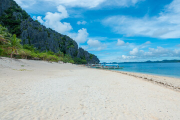 フィリピン、パラワン州のブスアンガ島コロン島周辺の観光名所を旅行する風景 Scenes from a trip around Coron Island, Busuanga, Palawan, Philippines.