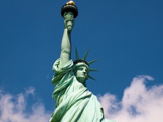 Fototapeta na wymiar statue of liberty city