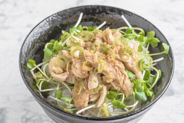 ササミの葱タレ丼
