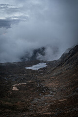 lago en forma de animal