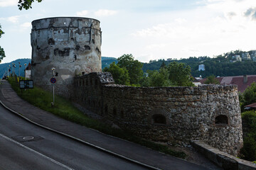 Fototapeta na wymiar ルーマニア　トランシルヴァニア地方のブラショフにある皮なめし工場の要塞　Bastionul Tăbăcarilor
