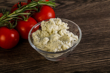 Soft cream cheese with herbs