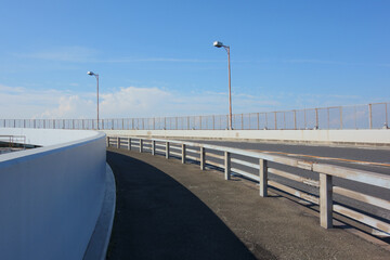 Fototapeta premium 空と道路