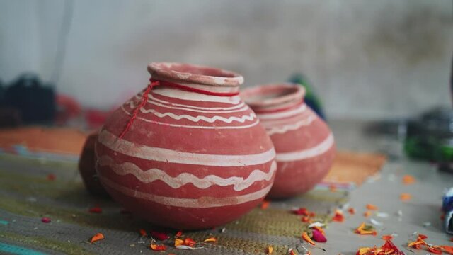 Indian Clay Pot, Earthen pot aka Matka | Hindu Wedding Ritual