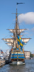 Fototapeta na wymiar Old sailing replica of the Swedish East Indiaman Götheborg I in the harbor of Stockholm city