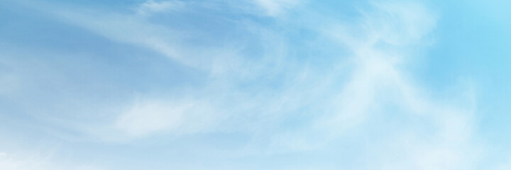 Obraz premium Blue sky with white cloud. The summer heaven is colorful clearing day Good weather and beautiful nature in the morning.