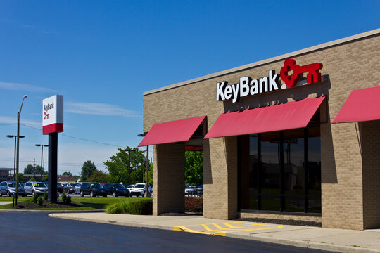 KeyBank Consumer Branch. KeyBank Is A Regional Bank Based In Cleveland.