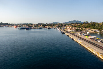Fototapeta na wymiar view of the port of Corfu