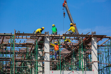 Worker scaffold construction is crane building safety hardness