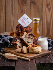 kambucha y biscocho de chocolate