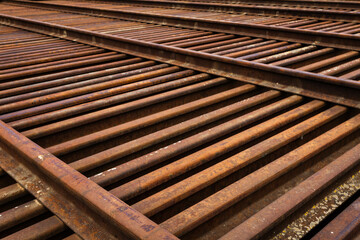 Vías apiladas en los talleres de la Trochita en El Maiten, Chubut, Patagonia Argentina.