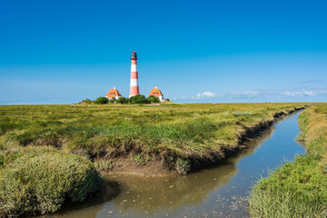 Priel zur Entwässerung und Landgewinnung an der Nordseeküste beim Leuchtturm von Westerhever