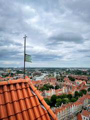 Widok z punktu widokowego na stare miasto. Gdańsk, Polska.
