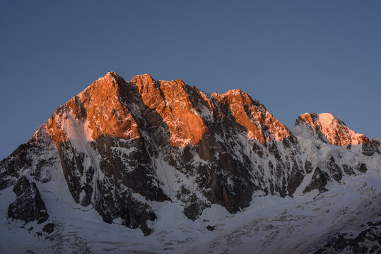 Sunset in Montblanc, seen from Refuge du Leschaux