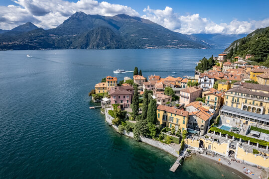 Panorama di Varenna, lago di Como, pomeriggio