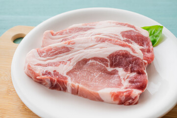 豚肩ロース肉