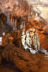 Jaskinia Vranjača w Chorwacji, na zboczach góry Mosor w miejscowości Kotlenice w Dalmacji, 