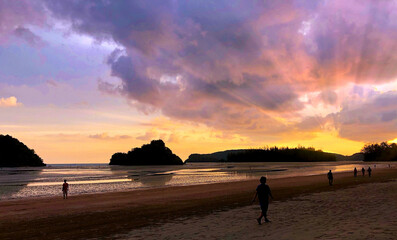 Fototapeta premium Sunset over the ocean