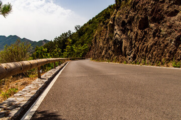 Carretera en Teno Alto, isla de Tenerife
