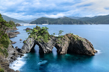 日本　岩手大船渡リアス式海岸穴通磯