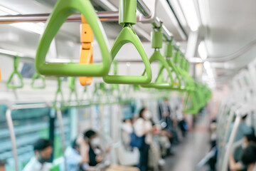 吊り革・電車
