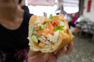 famous vietnamese sandwich