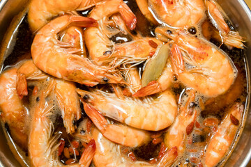 shrimps with soup