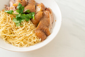 dried stewed pork leg noodles bowl